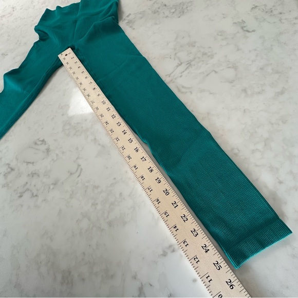 All in Motion Teal Ribbed Activewear Set. Leggings & matching Top/sports bra. - Picture 10 of 14